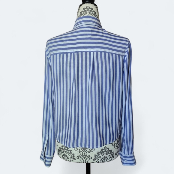 Rails Val Blue White Stripe tie front button up shirt size medium - Picture 3 of 14